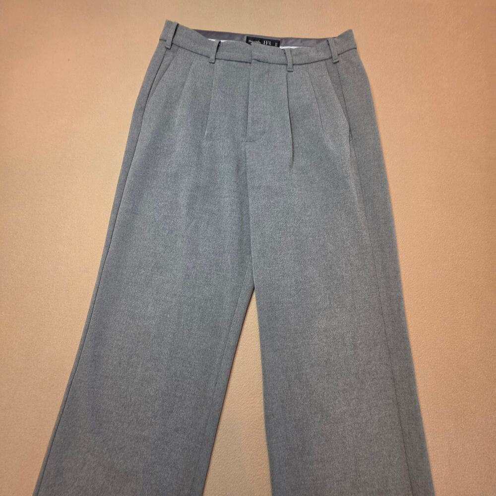 Abercrombie & Fitch x Nicole Benefield Gray Pleated Relaxed Dress Pants 32x32